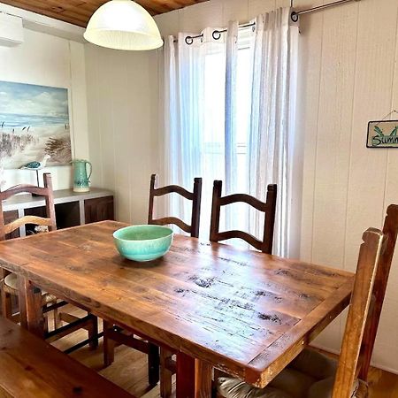 Cozy Beach - Direct Waterfront! East Haven Екстер'єр фото