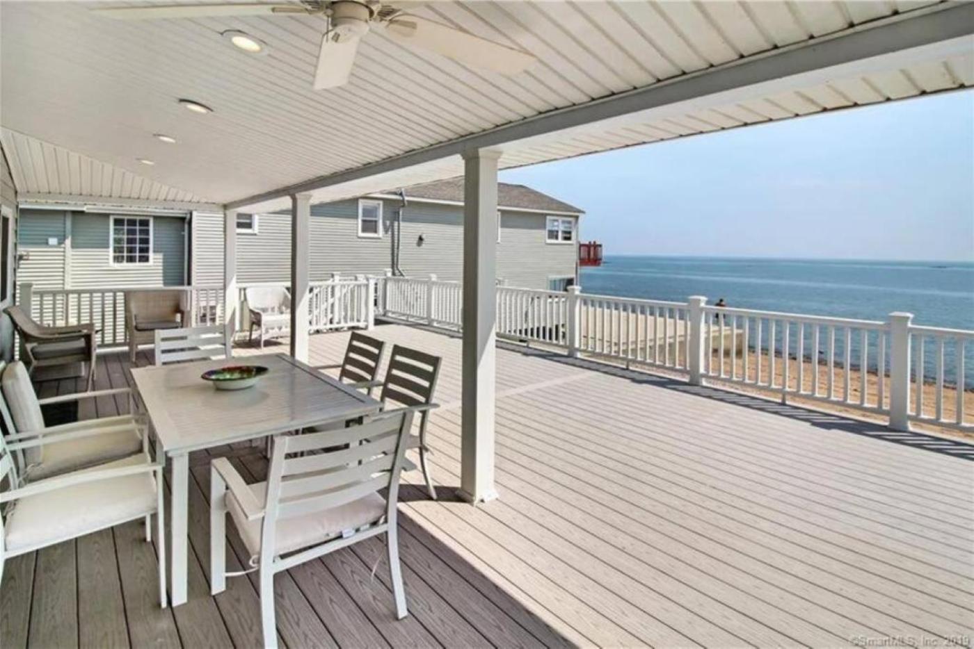 Cozy Beach - Direct Waterfront! East Haven Екстер'єр фото