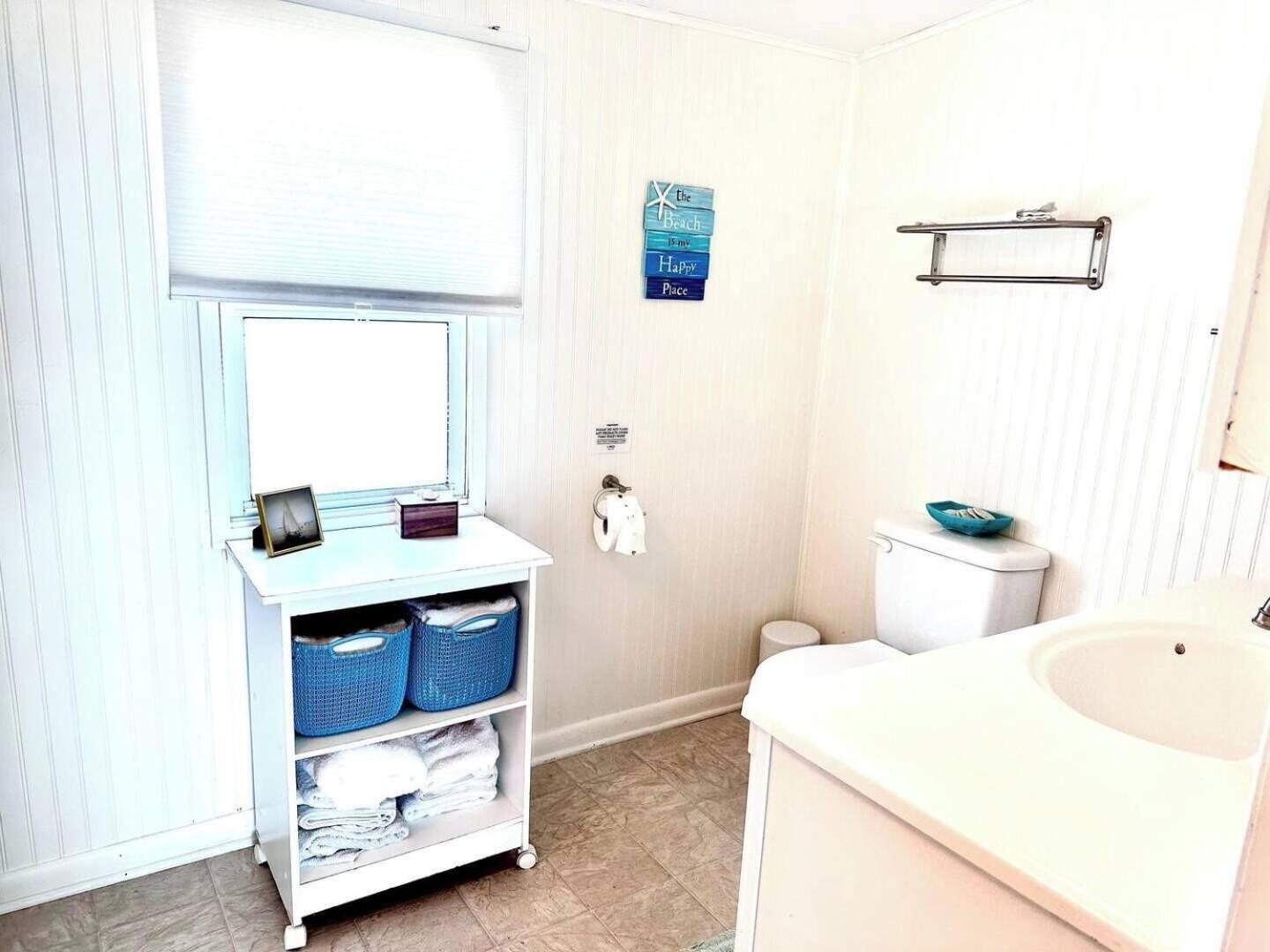 Cozy Beach - Direct Waterfront! East Haven Екстер'єр фото